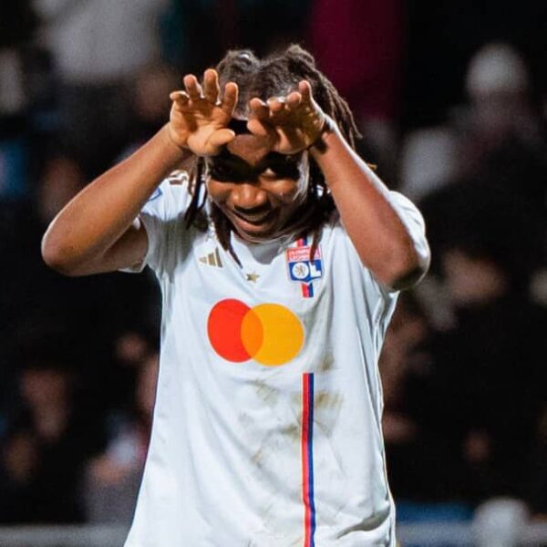 Corventina brille : La FHF salue le triomphe de Melchie Dumornay à l’Olympique Lyonnais féminin.