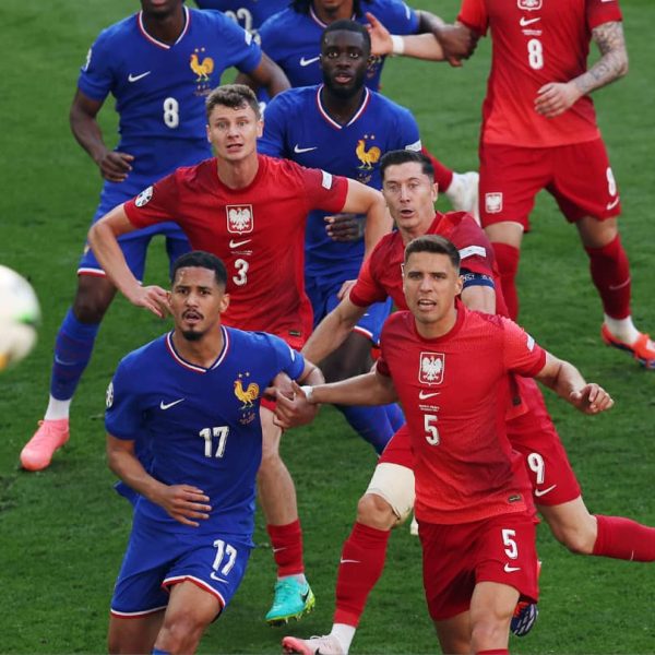 Match nul entre la France et la Pologne, les Bleus terminent 2ème du groupe D