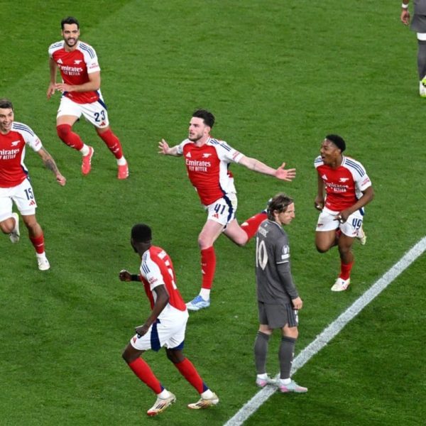 Arsenal tabasse le Real Madrid et prend une sérieuse option pour les demi-finales