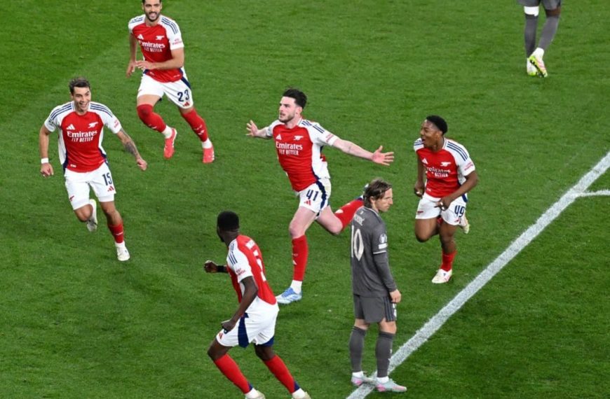 Arsenal tabasse le Real Madrid et prend une sérieuse option pour les demi-finales
