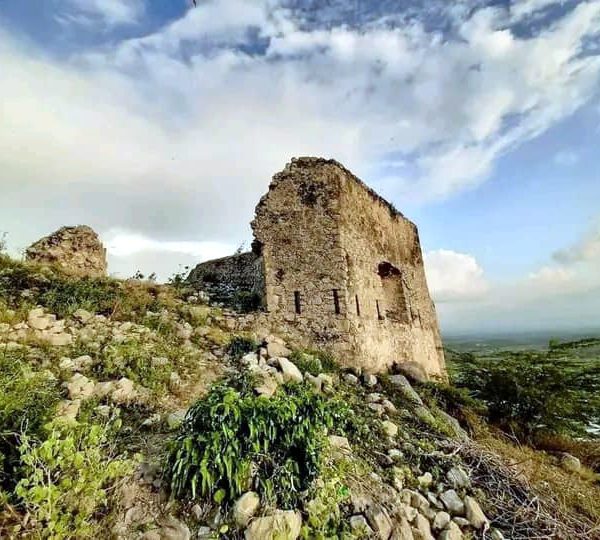 Fort Innocent : Un patrimoine en péril face à des travaux illégaux
