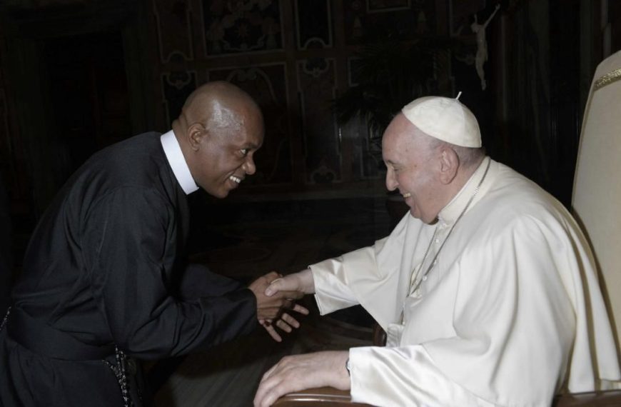 Un Rédemptoriste haïtien nous parle du feu Pape François