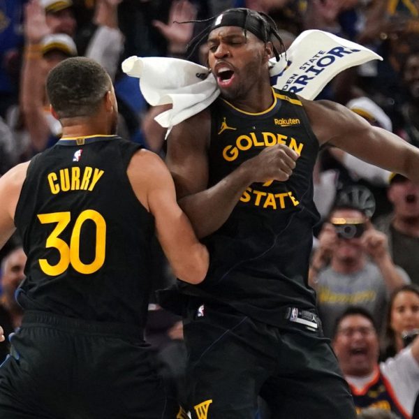 NBA Playoffs 2025 : Grâce à un Buddy Hield presque parfait, les Warriors remportent le Game 7