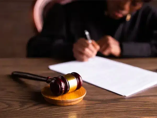 Pour une presse crédible, que la justice tranche