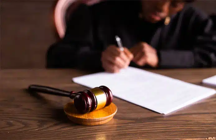 Pour une presse crédible, que la justice tranche