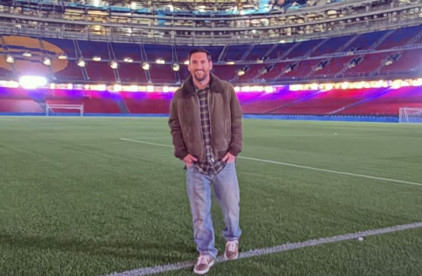 Lionel Messi affole les réseaux avec une photo au Camp Nou