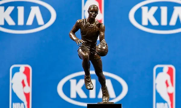 NBA : Cinq titans, un seul trône, la course au MVP s’enflamme déjà