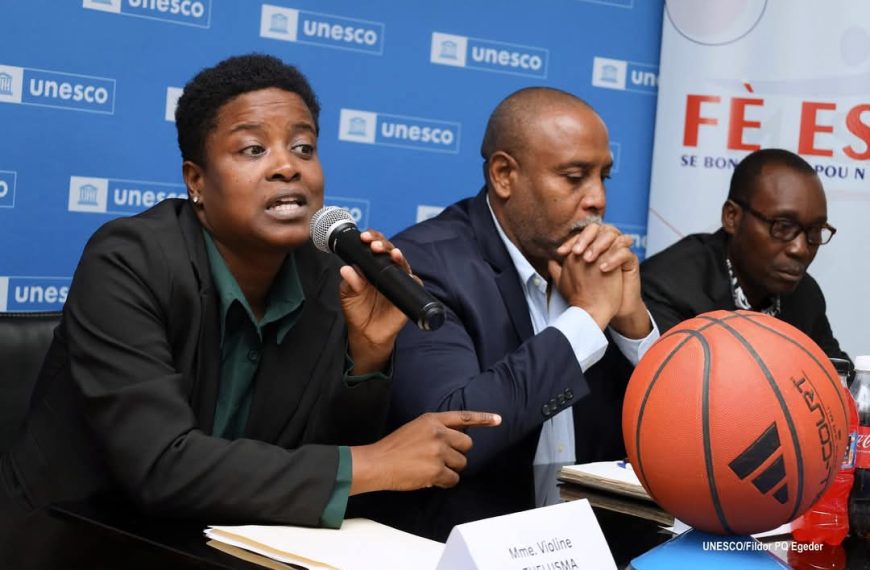 L’UNESCO et le MJSAC clôturent deux mois de compétitions interuniversitaires axées sur la paix