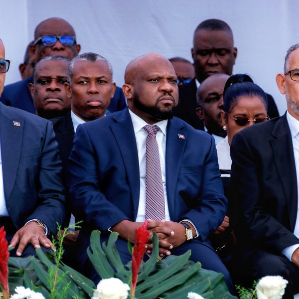 Qui gagnera la lutte pour le pouvoir ?