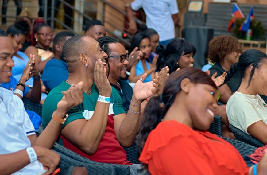 « Viens qu’on riGoalll » : l’IFH Comedy Club remporte une éclatante victoire contre le stress à Pétion-Ville