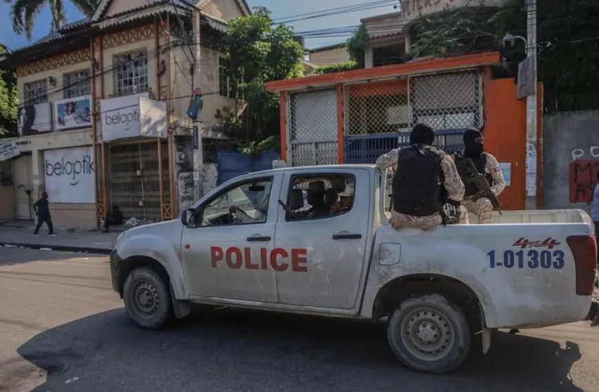 Changement majeur au niveau des plaques d’immatriculation de la Police nationale d’Haïti